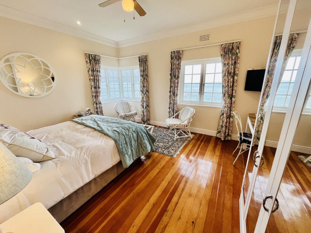 4 bed (5) Saraswati Room